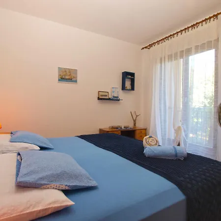Liljana 1693 Apartment